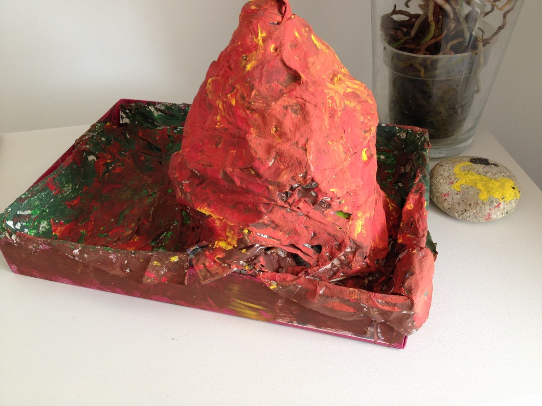 Volcano by Learn and Play en Anglais